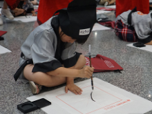 着汉服行“开笔礼” 株洲参与挑战世界纪录