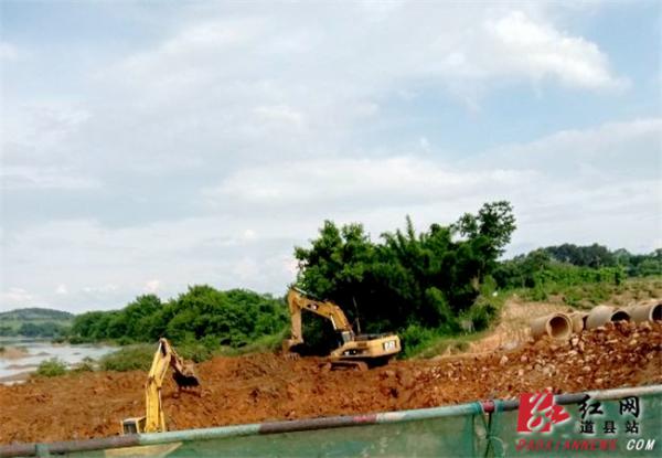 道县潇水三桥建设狠抓晴好天气抢工期