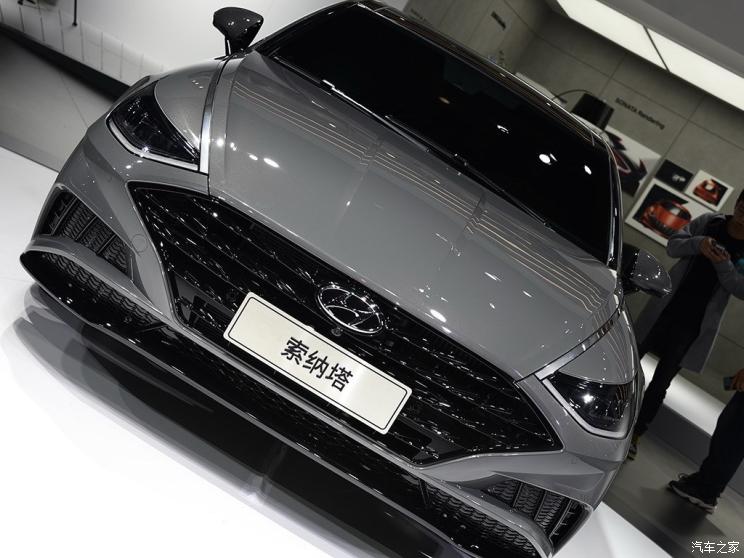 北京现代 索纳塔 2019款 基本型