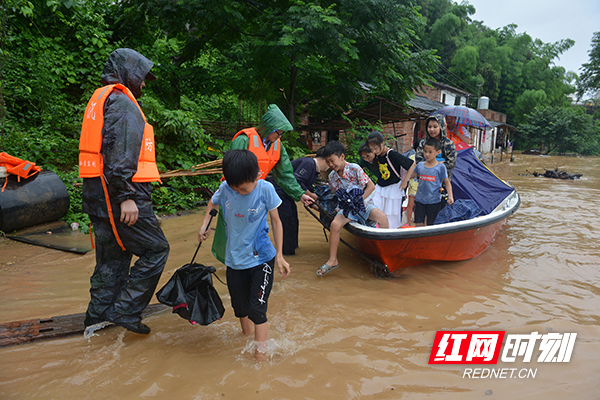 衡东:全力以赴迎战强降雨 确保人民群众安全度汛