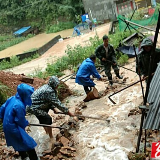 双牌：统战人士救灾路上与风雨同行