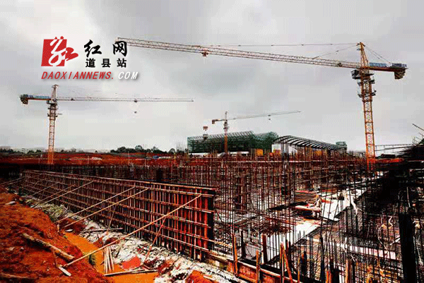 文体公园项目加紧建设.gif