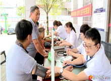 桃源漆河镇开展“世界人口日”慰问活动