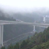湖南张吉怀高铁首座特大桥合龙