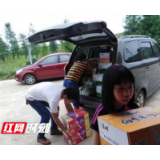 直击一线：12岁女孩用零花钱给防汛人员送“清凉”