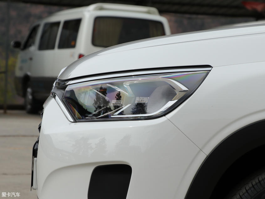 东风雪铁龙2019款C3-XR 东风雪铁龙2019款C3-XR