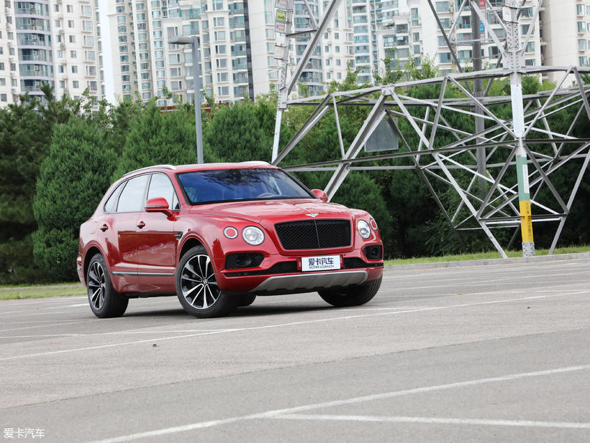 宾利2018款添越 宾利2018款添越