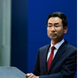 外交部:美方个别政客粗暴干涉香港事务和中国内政