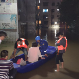 冷水滩：70名义工志愿服务者 抢帮遇险弱势群众见真情