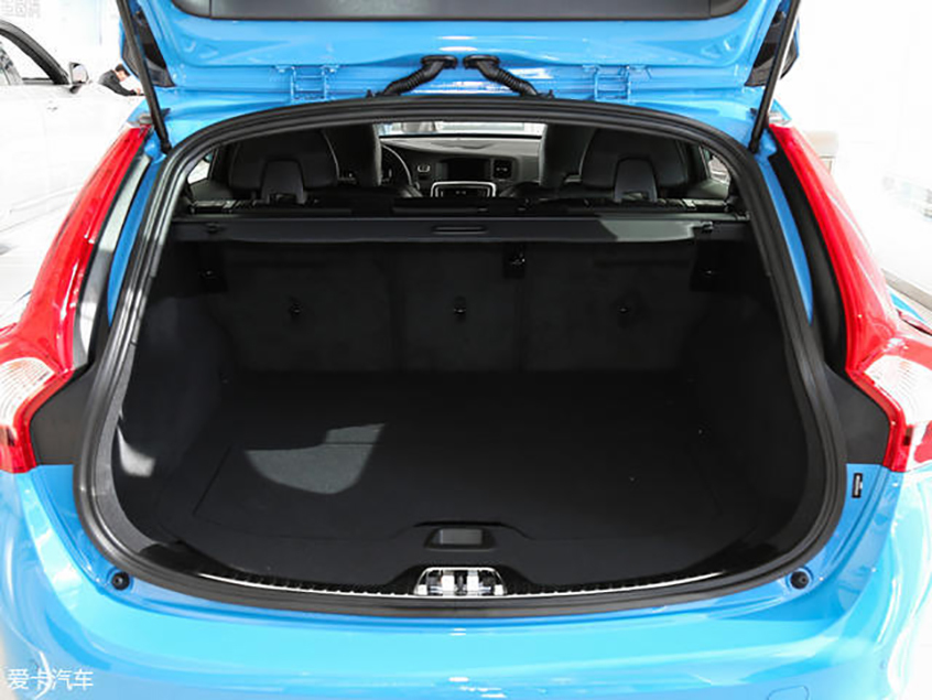 沃尔沃V60 Polestar行李厢 沃尔沃V60 Polestar行李厢