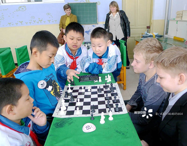 2015年03月14日，黑河，中俄青少年国际象棋邀请赛举行。.jpg