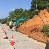 冷水滩区公路局全面抓好雨后公路养护工作 确保路畅民安