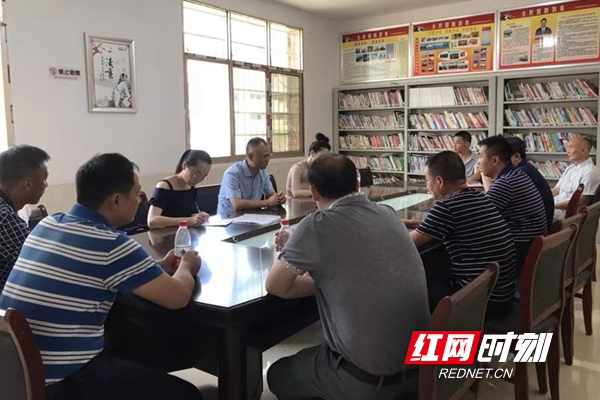 北塔区举行农贸市场现场移交 让百姓生活更方便