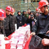 人社部谈拖欠农民工工资“黑名单”：根治欠薪需用铁腕