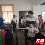 环保理念进社区  “垃圾分类小能手”亮了！