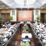 胡忠雄主持召开市长办公会议 研究企业“入规、升高、上市、扩面”等工作