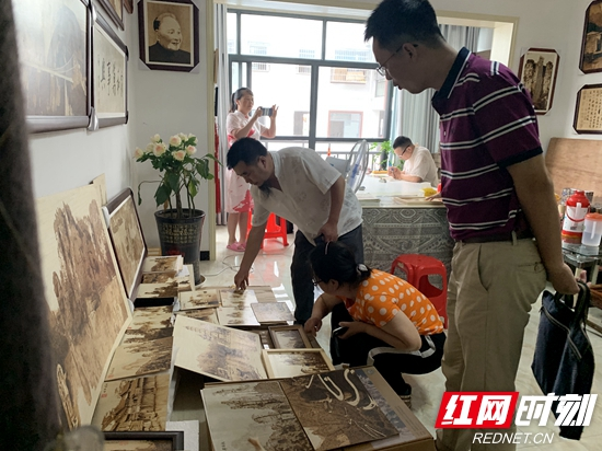 农工党张家界市委一行来武陵源区调研乡村文化建设工作