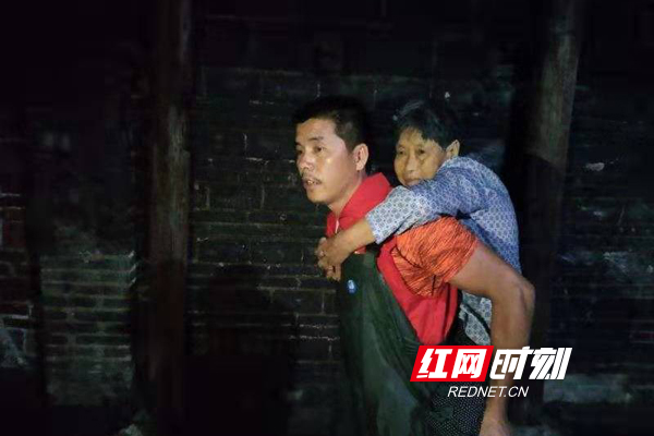 【身边雷锋·衡阳好人】段峥嵘：退伍不褪色 以“红心”树“红旗”