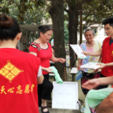 党员萌娃化身宣传员 让垃圾分类“遍地开花”