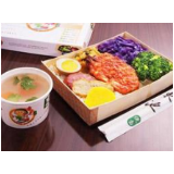 外卖比堂食贵，店家是在“杀熟”