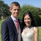 缘分！英国一对夫妻同年同月同日同医院出生