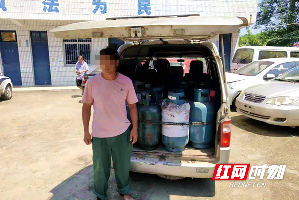 违法车辆已被暂扣.jpg