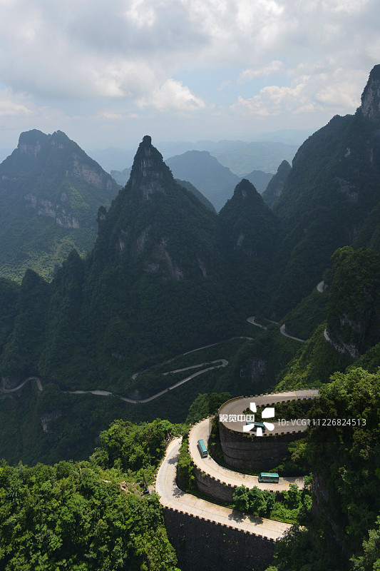2019年7月25日，湖南张家界天门山景区绿树成荫，被称为