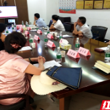 为让居民“吃得欢” 人大代表严把关