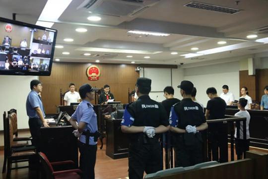点击进入下一页