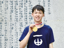 长沙伢子高温天演绎摘金传奇