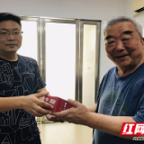 八一慰问 情暖人心