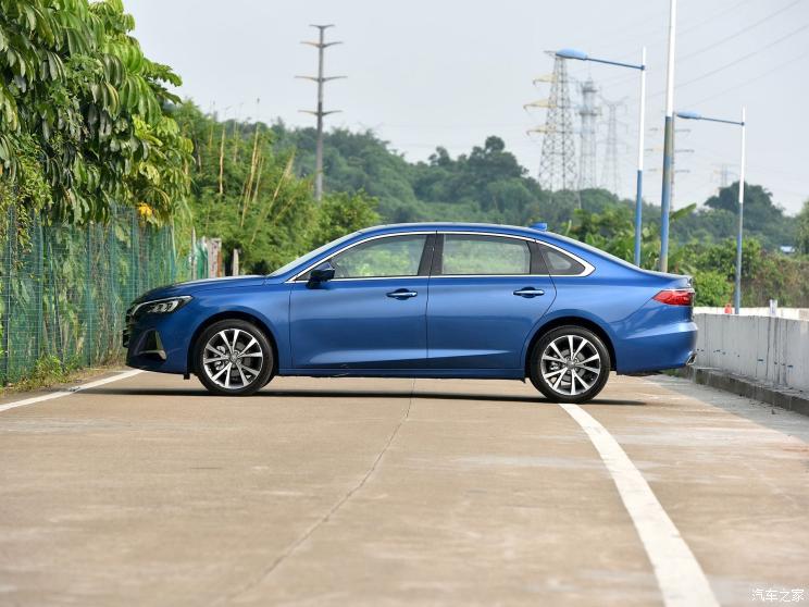 广汽乘用车 传祺GA6 2019款 270T 高配版