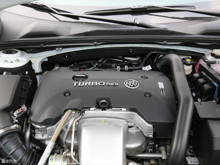 上汽通用别克2018款君威GS