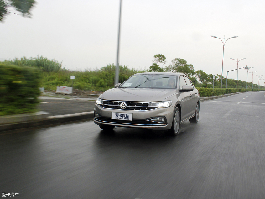 快就完了！15万元合资紧凑轿车加速排行