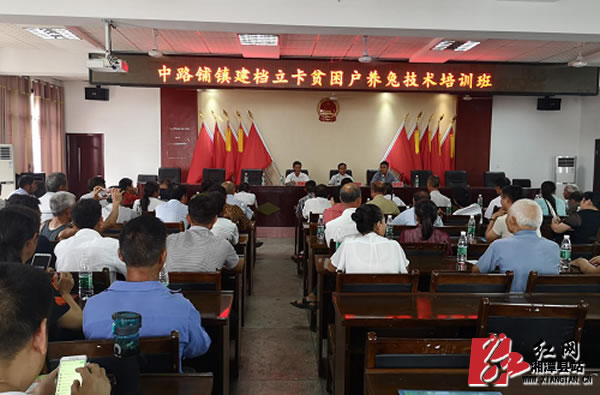 1b09442-5404.jpg 1b09442-5404.jpg