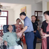 武冈：王小波走访慰问市军休所和重点优抚对象