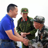 武冈：曹红旗走访慰问市光荣院和重点优抚对象