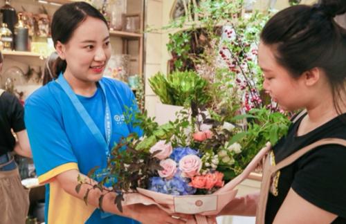 点击进入下一页