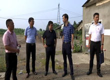 县领导带队开展货运车辆超限超载专项整治行动