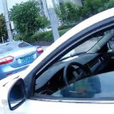无证驾驶被查装聋哑人，突然手机响了 接还是不接？
