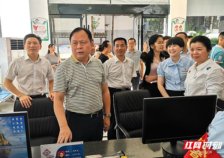 省人大常委会调研组来张专题调研人大工作和建设情况