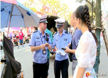 【高温下的坚守】桃源交警用汗水守护你我平安出行