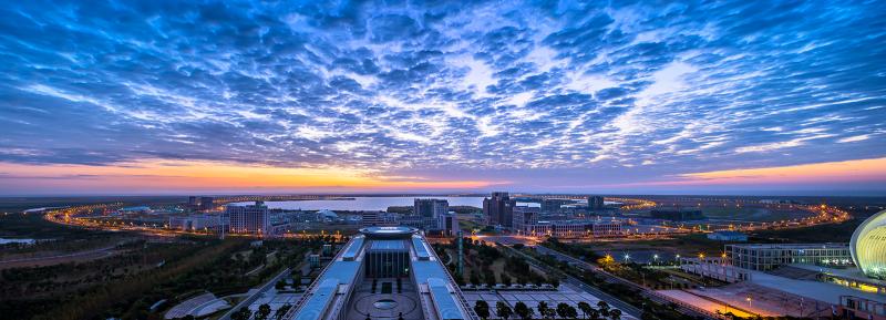 上海临港主城区。