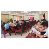 齐心协力　我们为“创卫”出把力！
