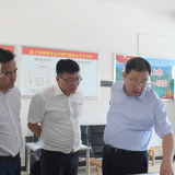 脱贫攻坚绝不能心浮气躁骄傲自满疲倦厌战——蒙汉到卢峰镇检查“四支队伍”集村部工作情况