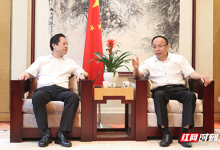 贵州省委常委、贵阳市委书记赵德明会见张家界市考察团