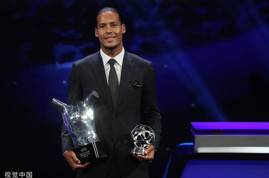 利物浦后卫范迪克当选欧足联年度最佳球员