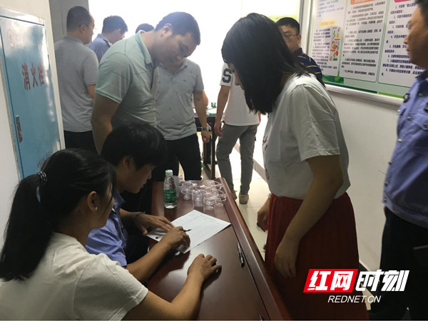 图片1_副本.jpg 图片1_副本.jpg