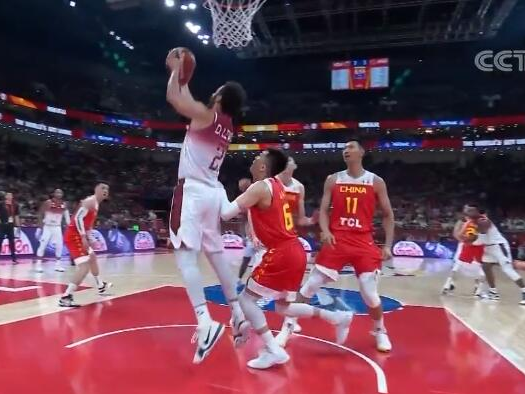 中国男篮止步世界杯16强 听听教练队员怎么说