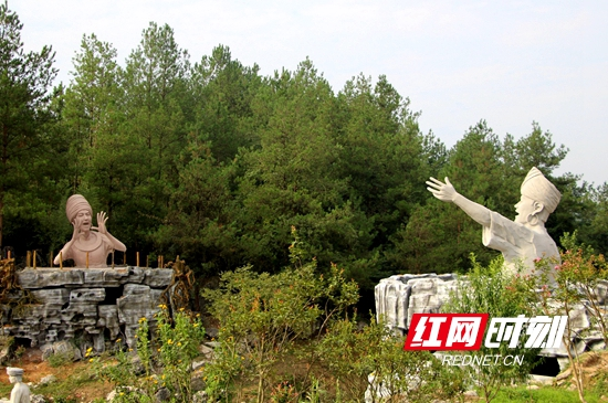 武陵源区索溪峪街道双文村成立合作社开启扶贫致富“新模式” 扶贫分红利益联结机制实现了全覆盖